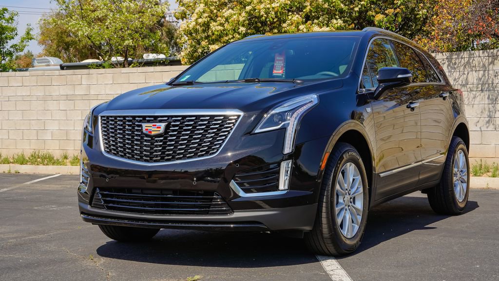 New 2026 Cadillac XT5 Luxury video 2