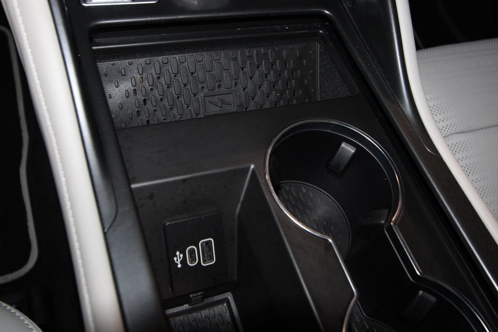 Used 2026 Lincoln Nautilus Reserve AWD/4WD image 21