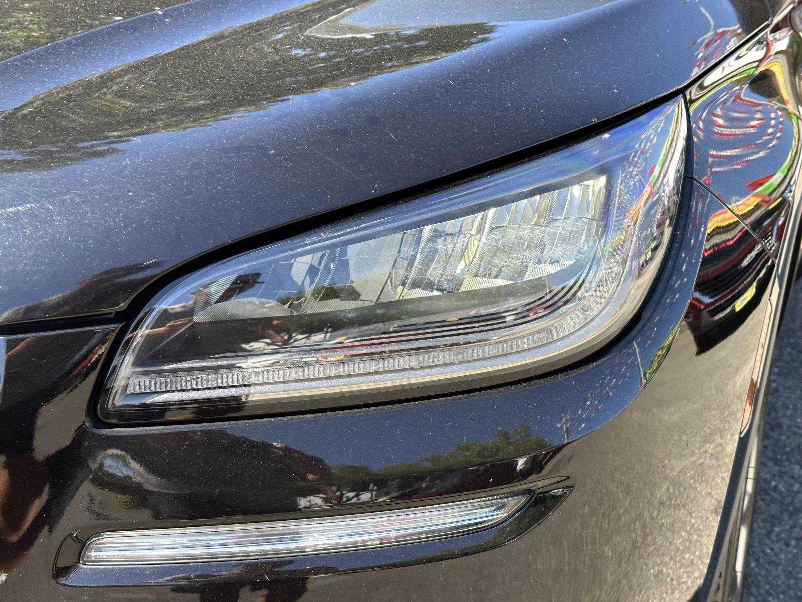 Used 2022 Lincoln Corsair AWD w/ Premium Package image 9