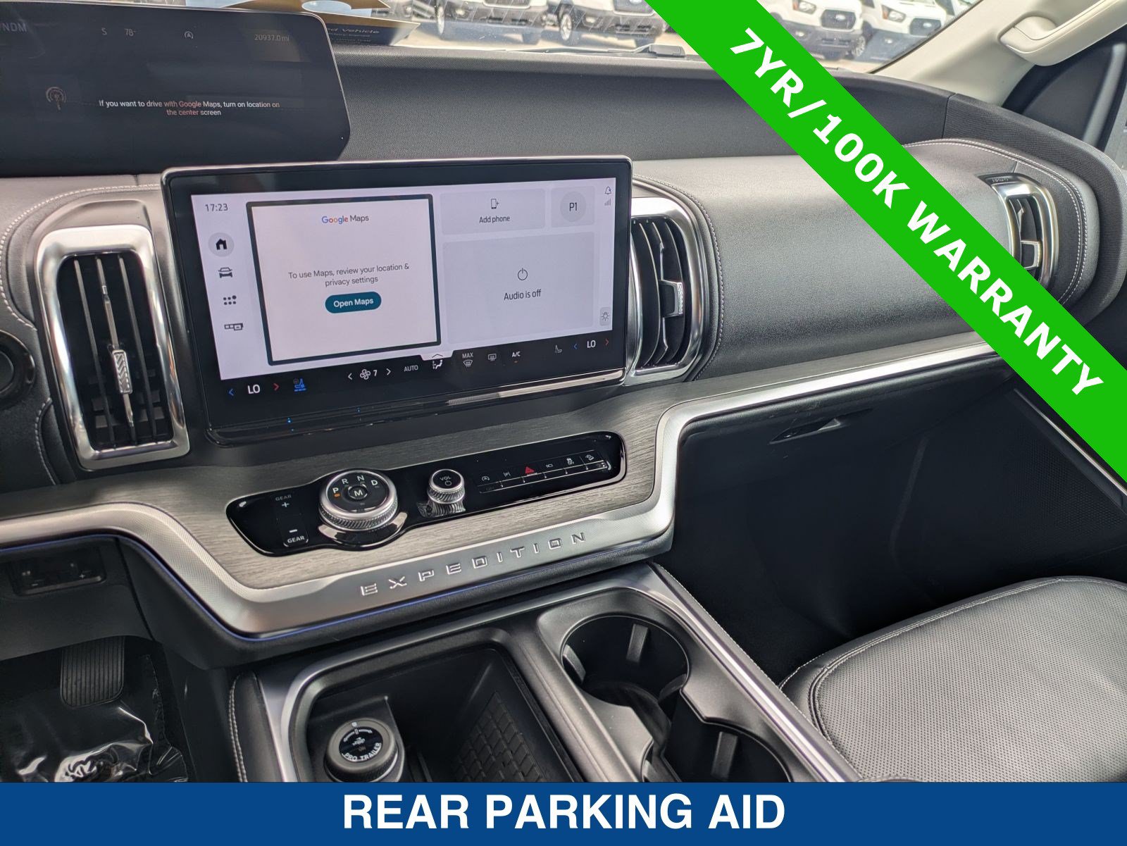 Certified 2025 Ford Expedition Platinum w/ Driver's Package AWD/4WD image 34