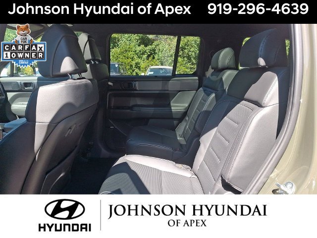 Used 2024 Hyundai Santa Fe Calligraphy AWD/4WD image 23