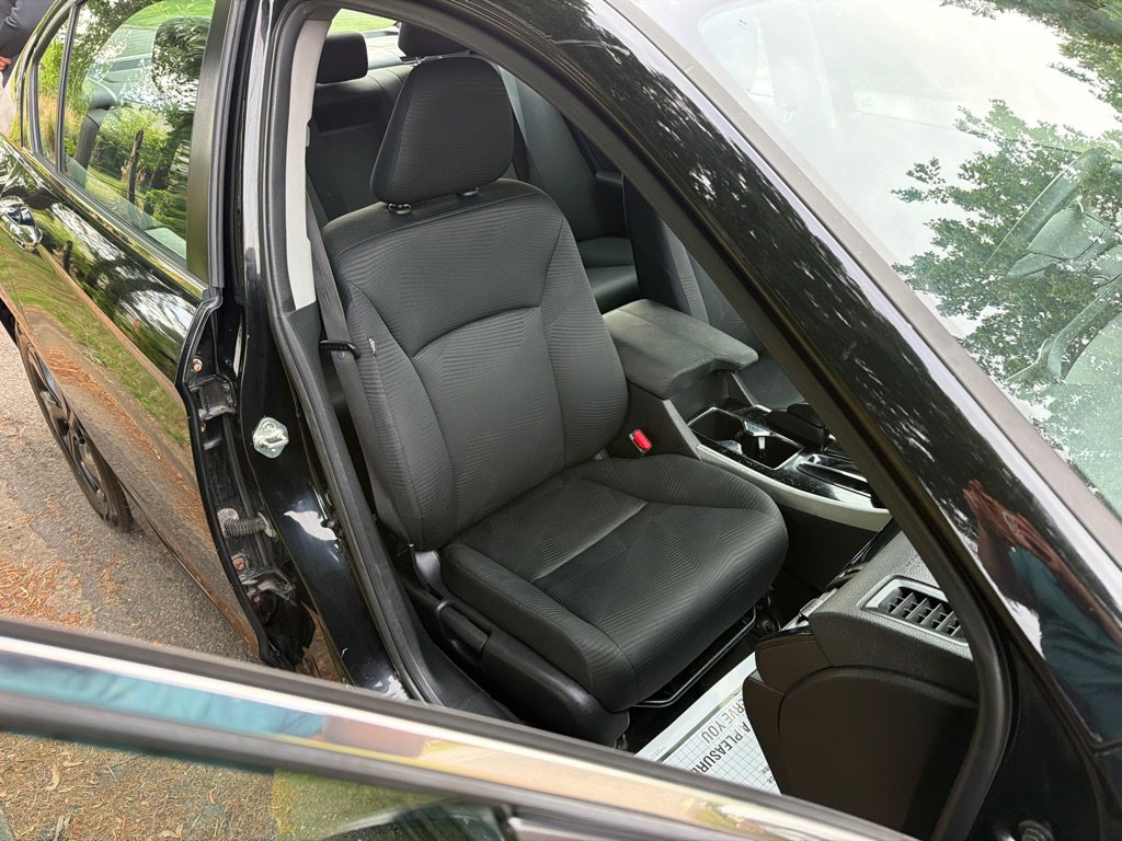 Used 2016 Honda Accord LX image 24