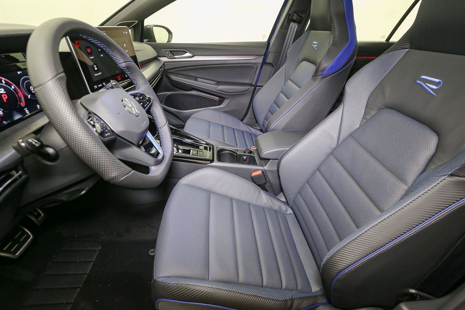 New 2026 Volkswagen Golf image 23