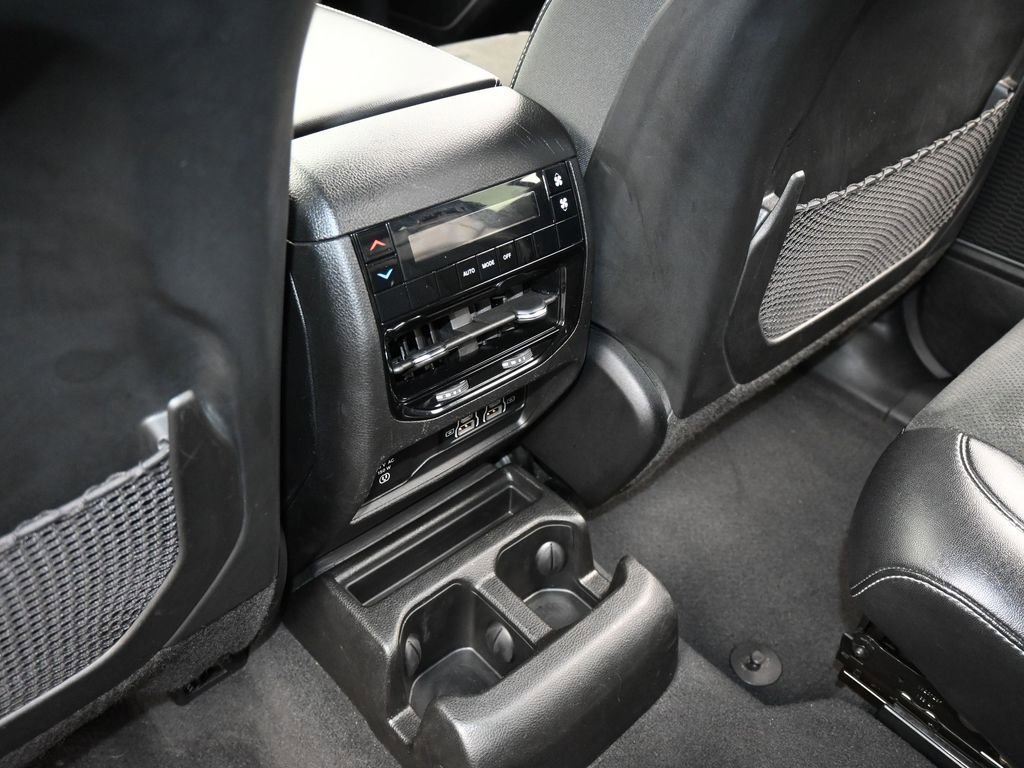 Used 2021 Jeep Grand Cherokee L Laredo image 34