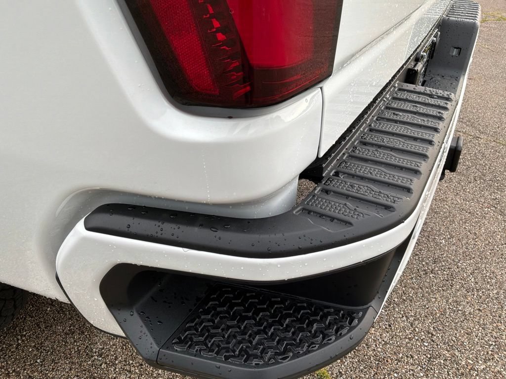 New 2026 GMC Sierra 2500 Denali w/ Denali Reserve Package AWD/4WD image 21
