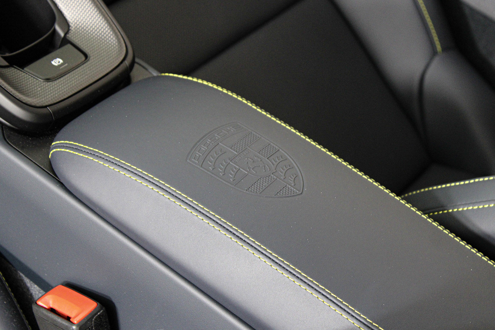 Used 2026 Porsche 911 Carrera GTS RWD image 35