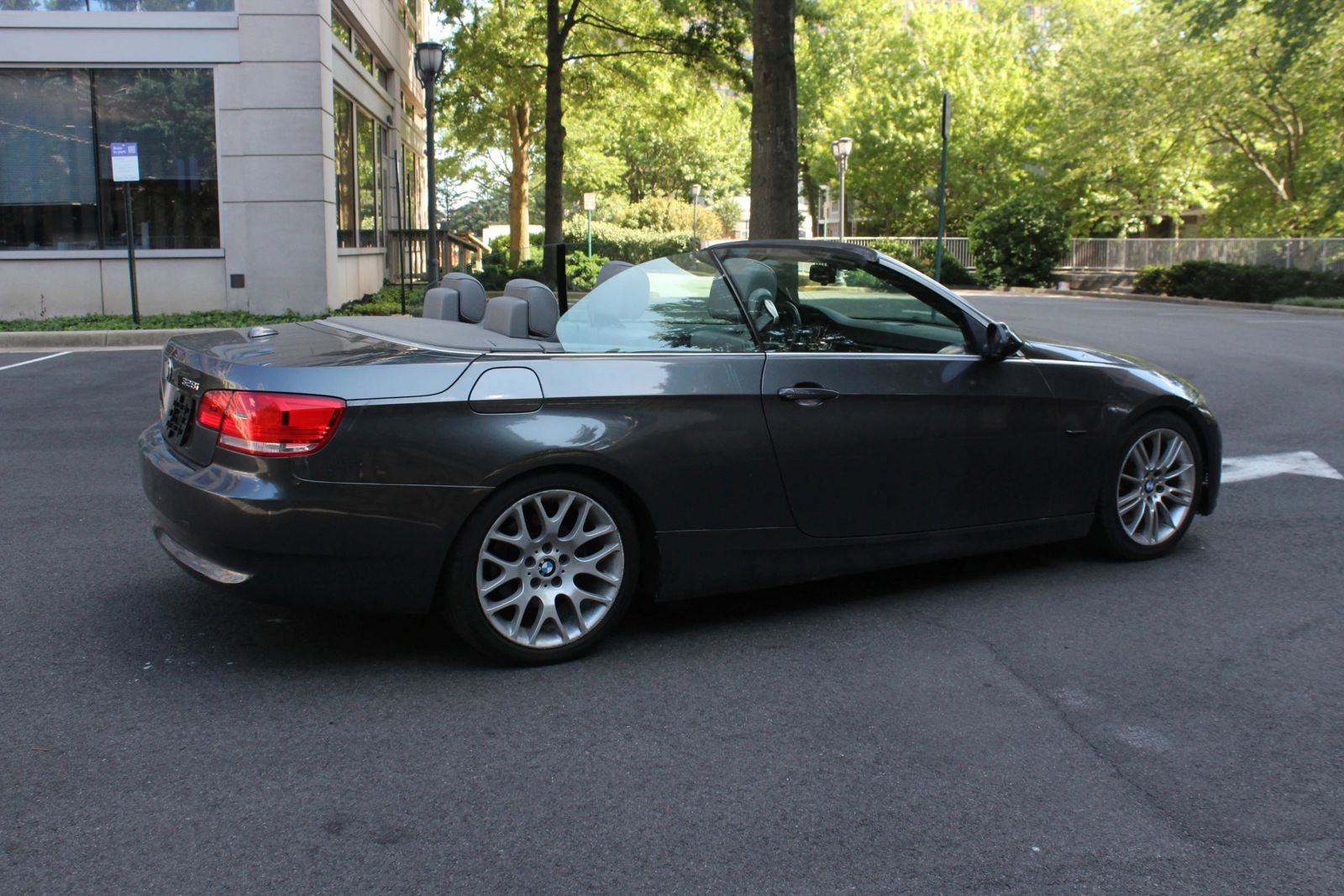 Used 2007 BMW 328i Convertible RWD image 7