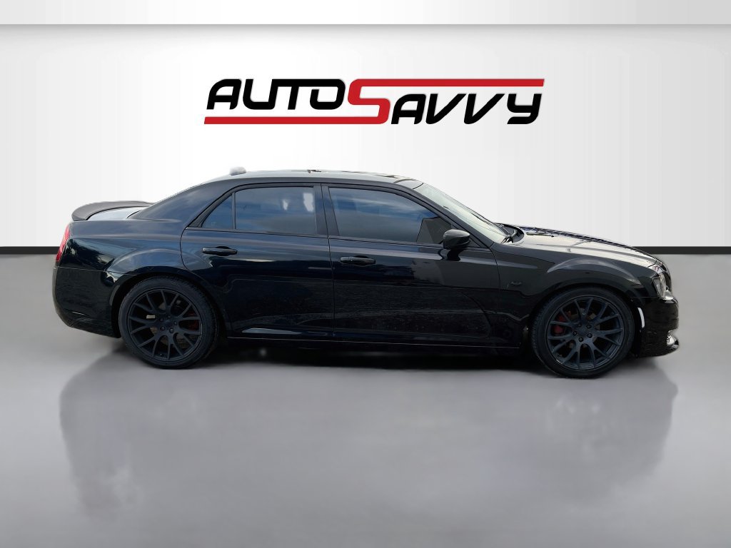 Used 2019 Chrysler 300 Limited RWD image 8