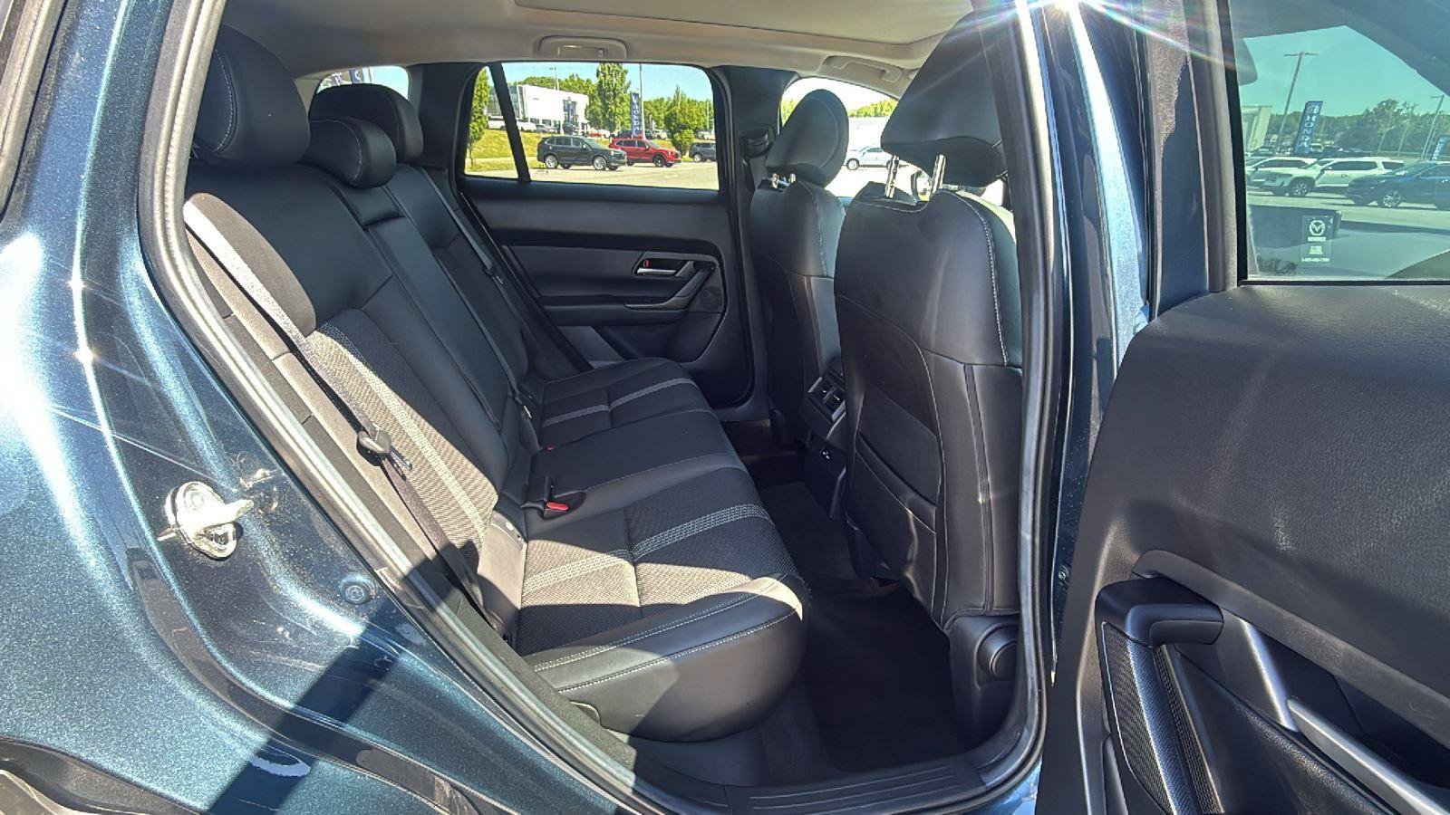 Used 2024 MAZDA CX-50 AWD 2.5 S w/ Cargo Package image 19