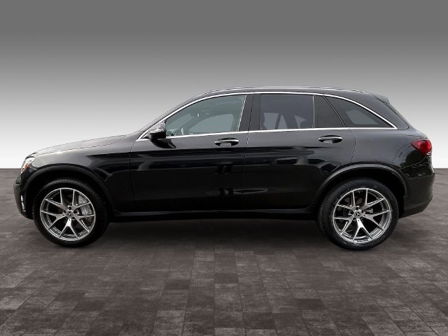 Used 2022 Mercedes-Benz GLC 300 4MATIC image 7