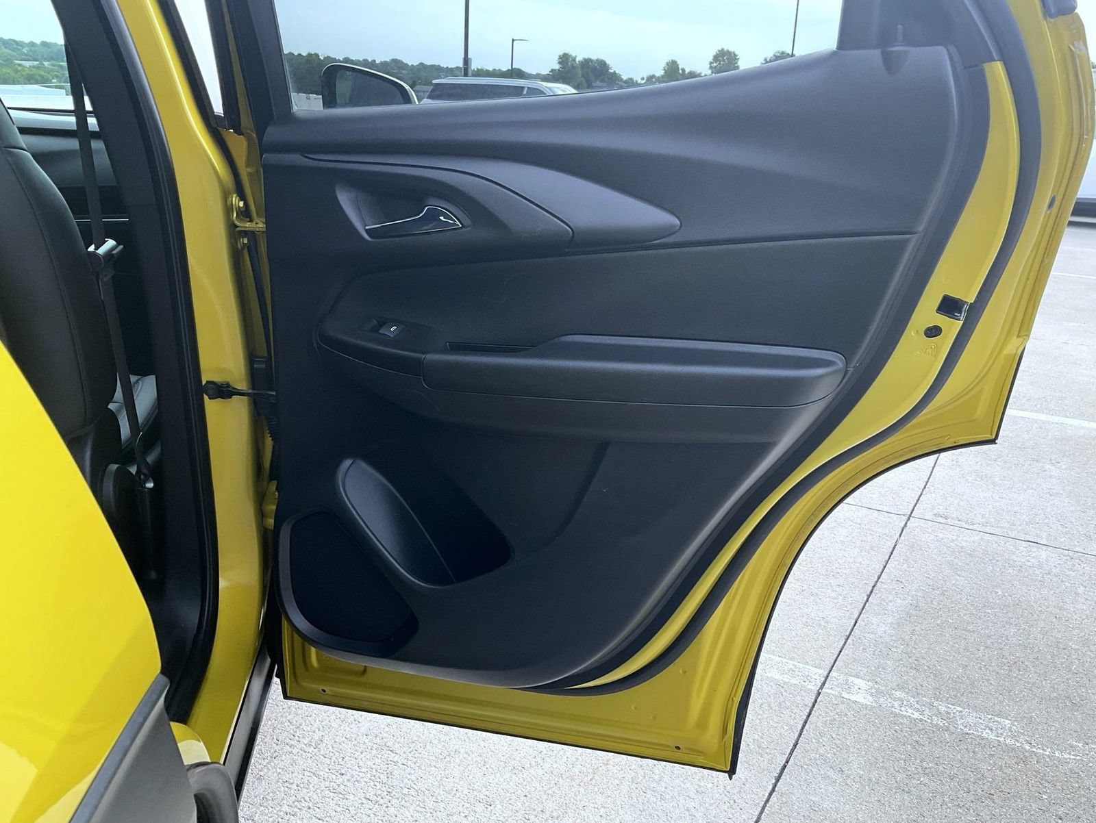 Used 2023 Chevrolet TrailBlazer ACTIV w/ Sun and Liftgate Package FWD image 21