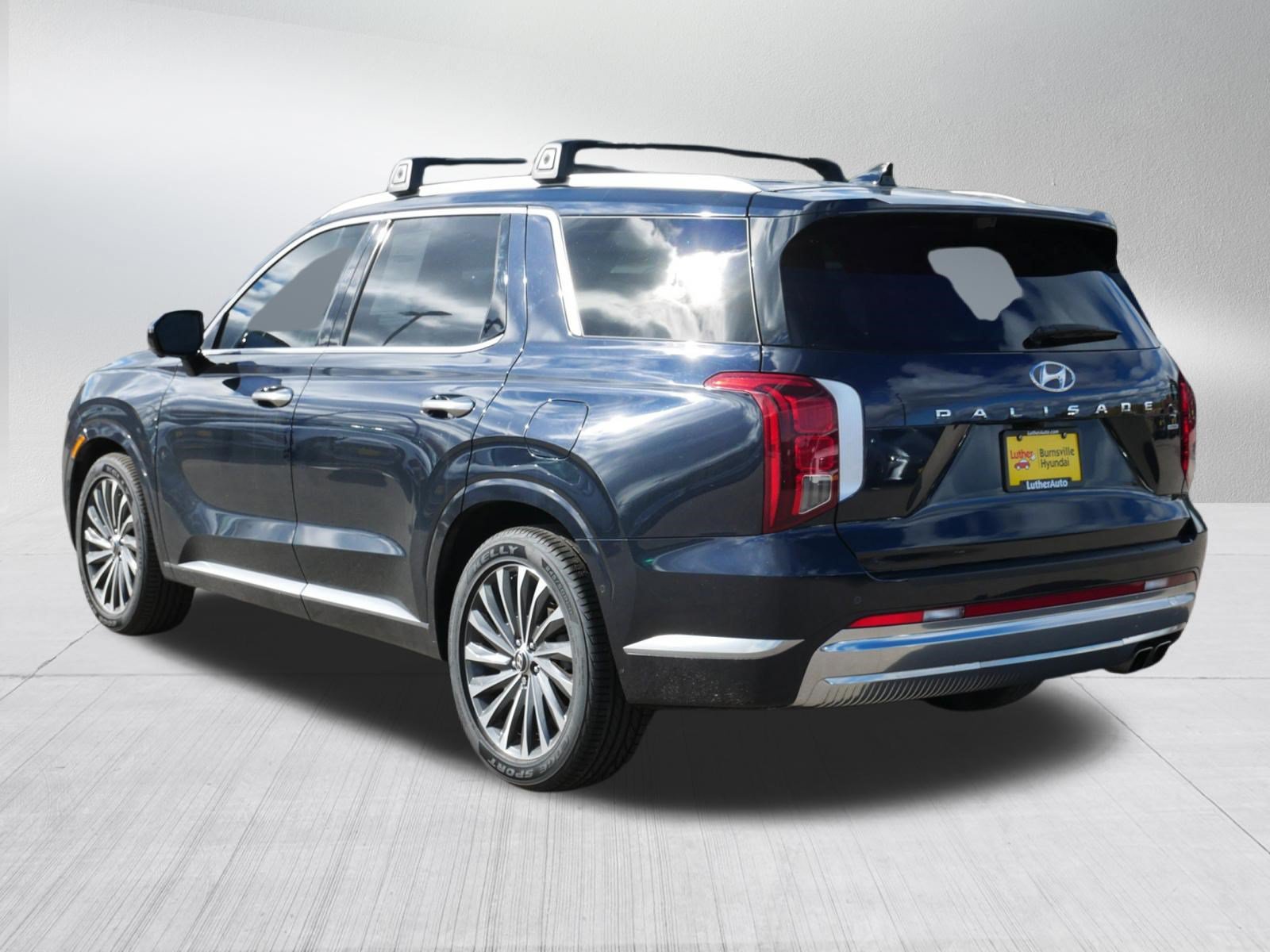 Certified 2023 Hyundai Palisade Calligraphy AWD/4WD image 5