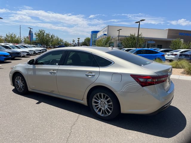 Used 2016 Toyota Avalon Limited w/ Toyota Safety Sense Package FWD image 4