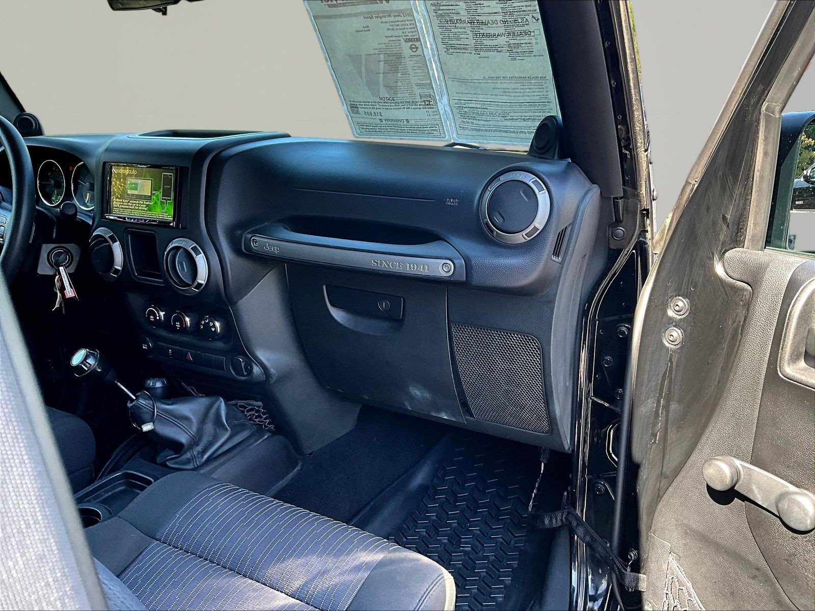 Used 2012 Jeep Wrangler Sport AWD/4WD image 25