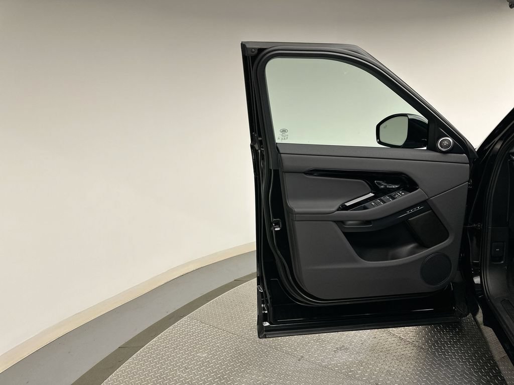 Certified 2026 Land Rover Range Rover Evoque S AWD/4WD image 8