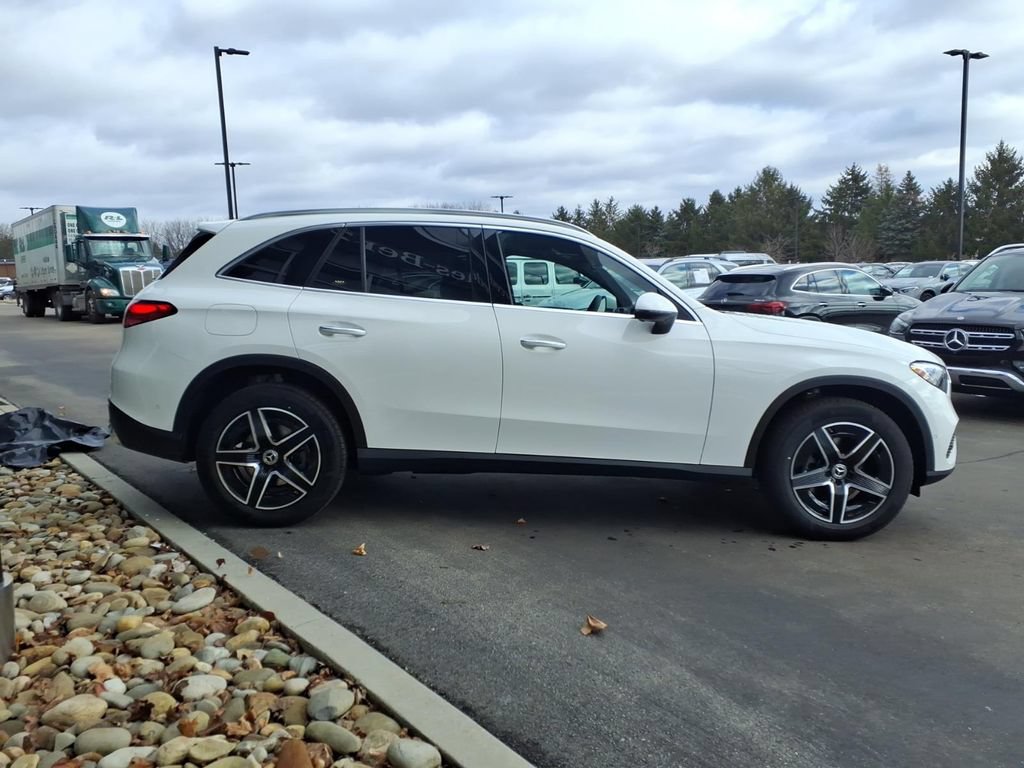 New 2026 Mercedes-Benz GLC 300 4MATIC image 7
