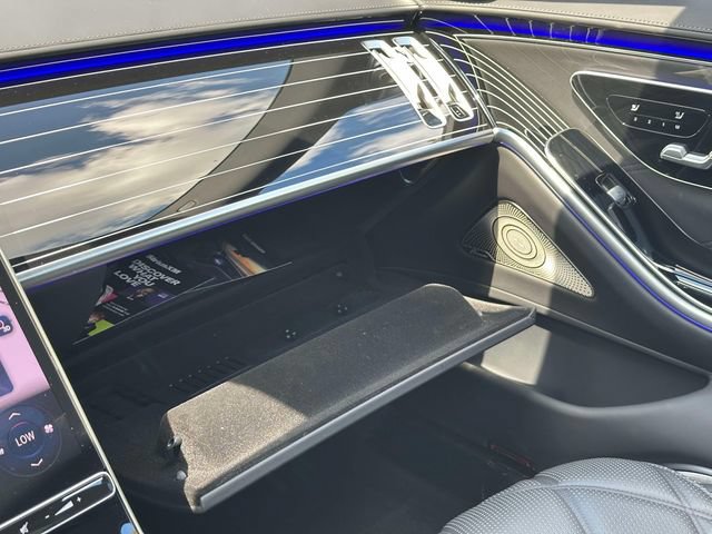 Certified 2025 Mercedes-Benz Maybach S 580 4MATIC image 32