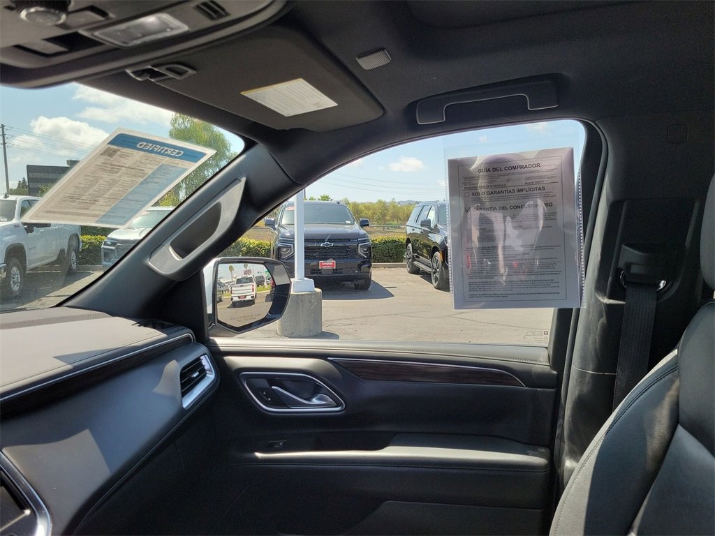 Certified 2023 Chevrolet Suburban Z71 w/ Luxury Package image 11