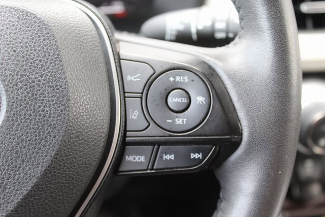 Used 2023 Toyota RAV4 Limited image 19