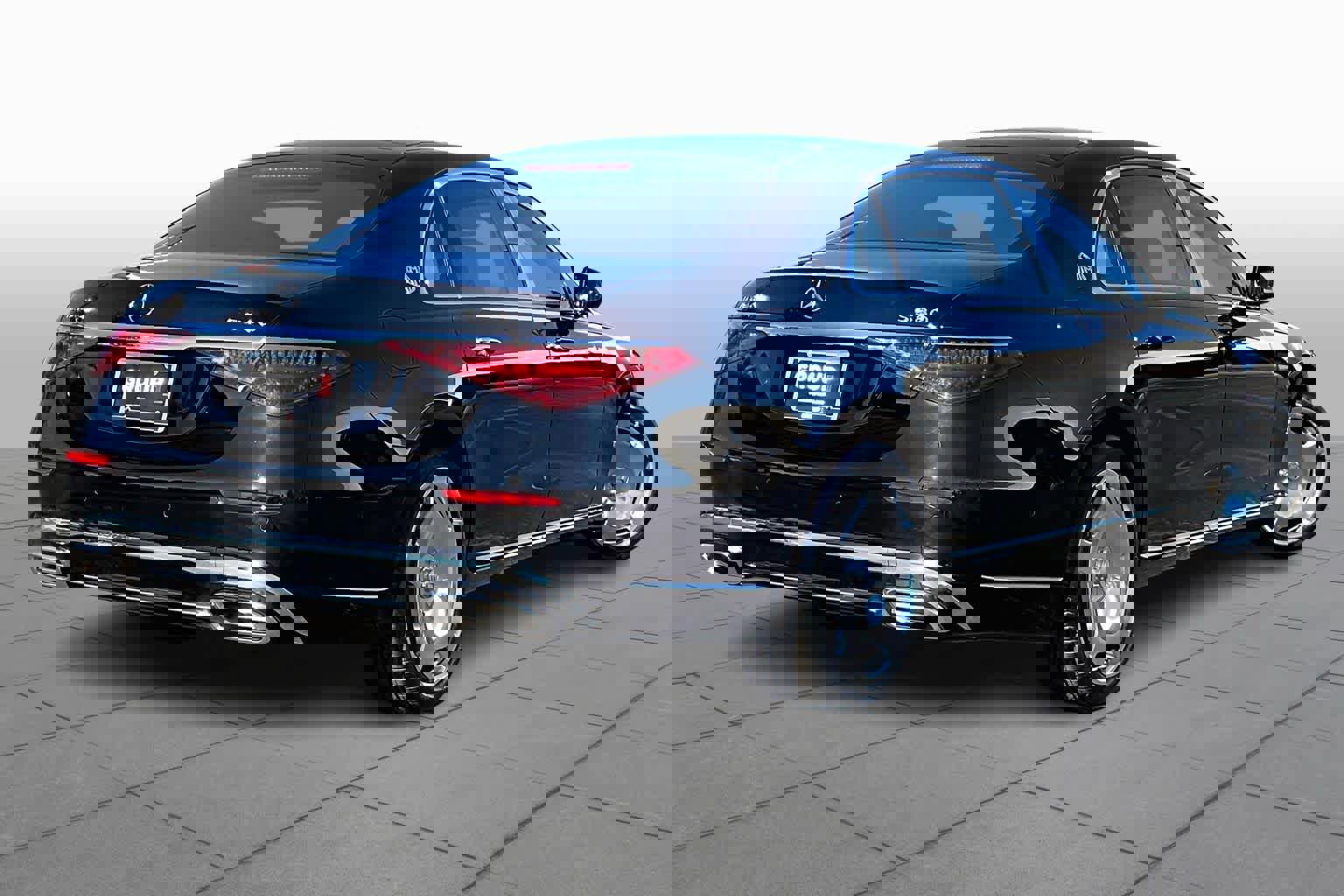 Used 2024 Mercedes-Benz Maybach S 580 Maybach S 580 image 12