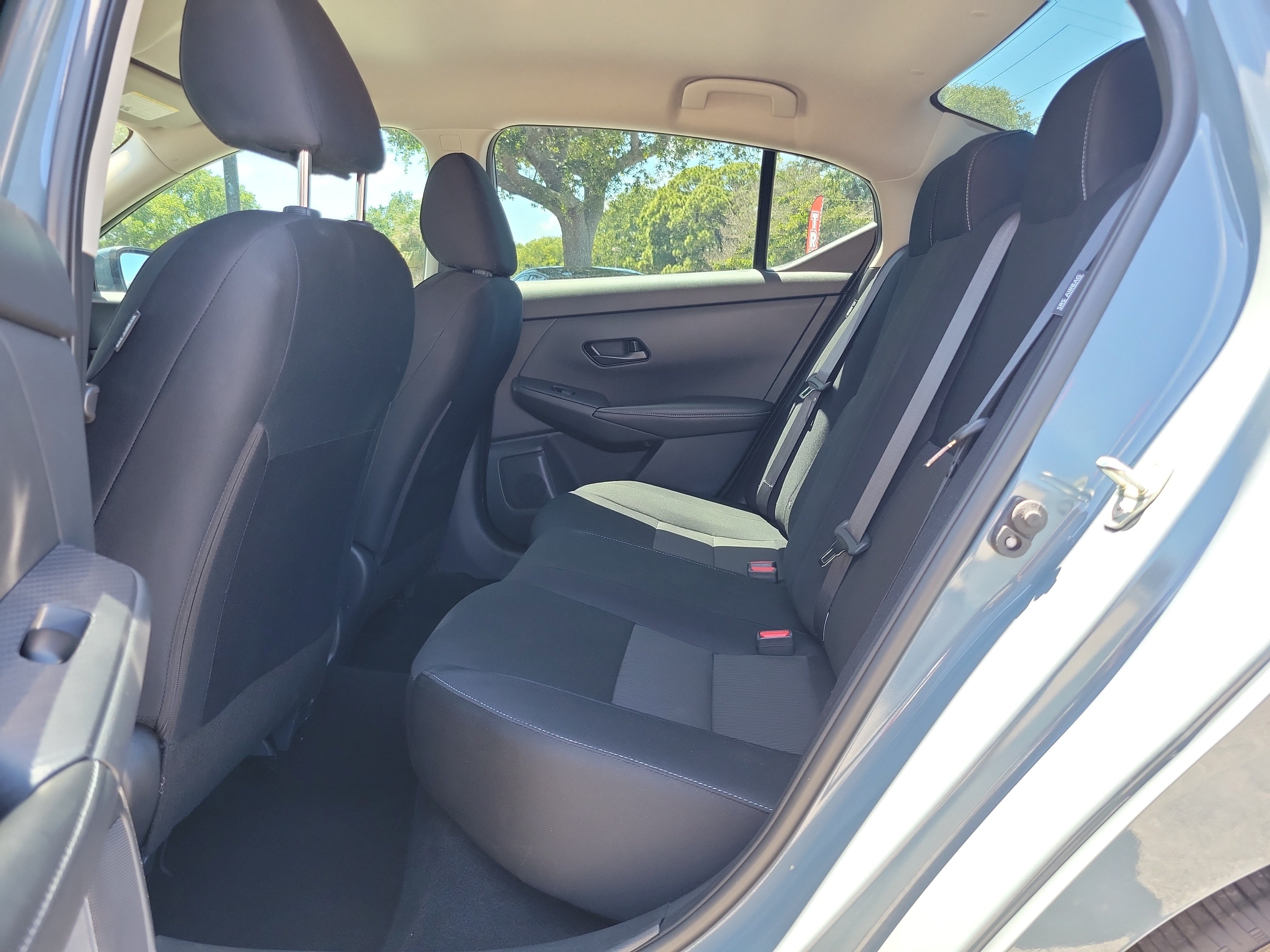 Used 2024 Nissan Sentra SV FWD image 8