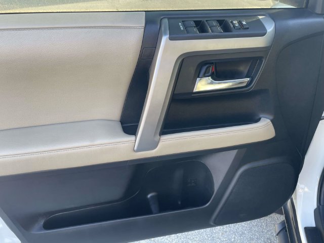 Used 2021 Toyota 4Runner SR5 Premium w/ Moonroof Package RWD image 16