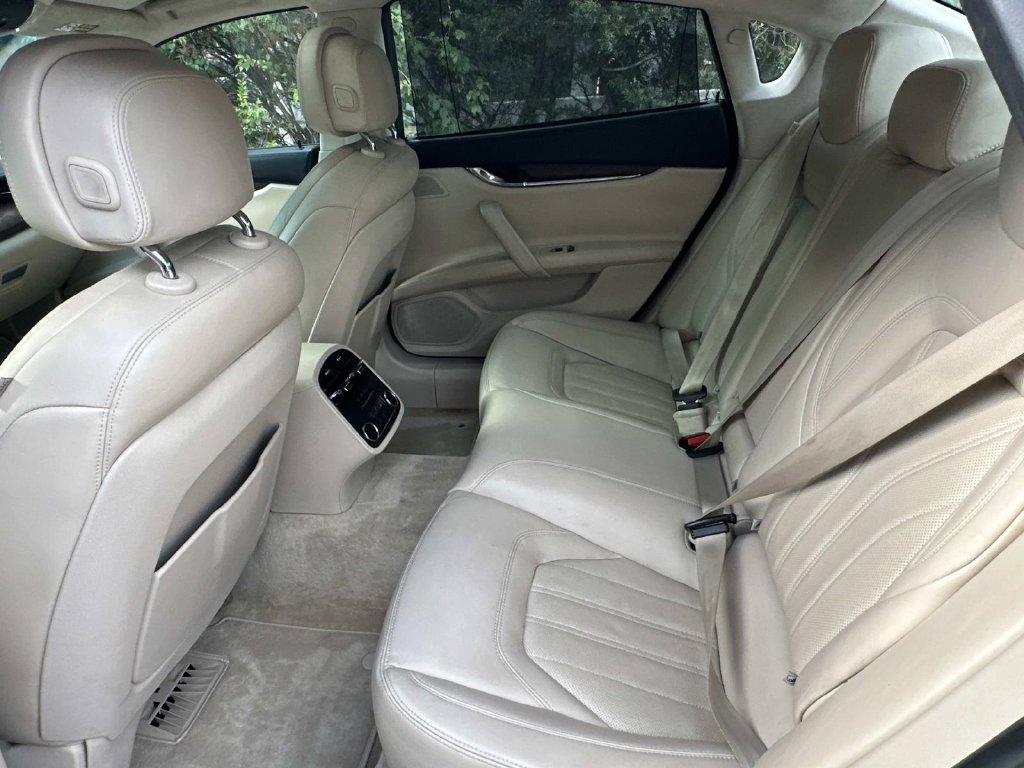 Used 2014 Maserati Quattroporte S Q4 AWD/4WD image 17