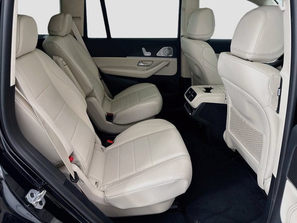 New 2026 Mercedes-Benz GLS 450 4MATIC image 26