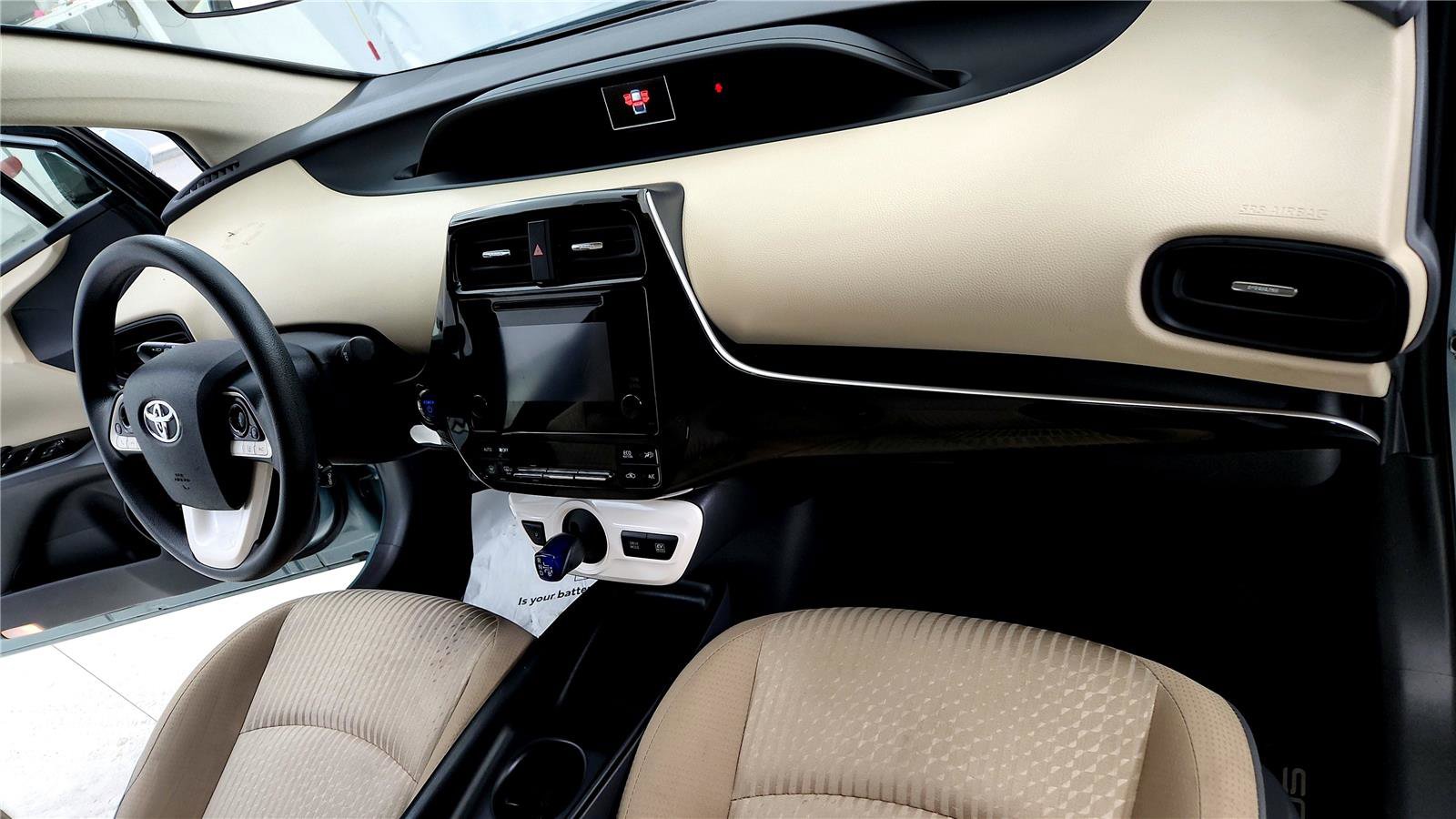 Used 2017 Toyota Prius Two image 16