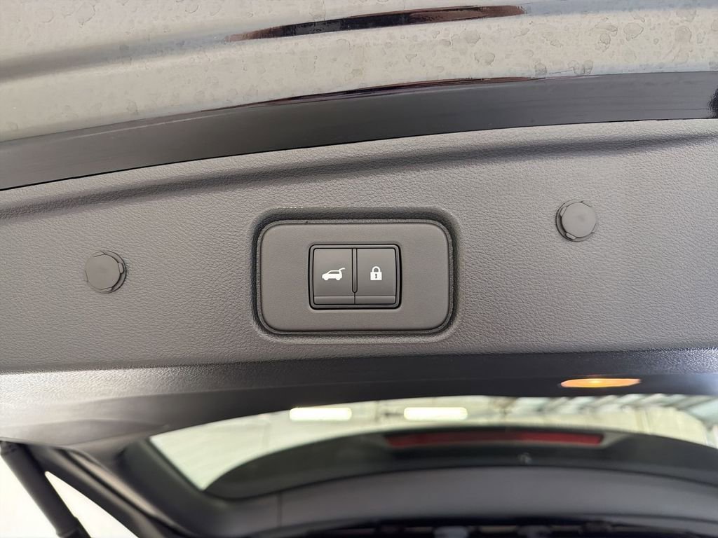 Certified 2025 Nissan Pathfinder SL w/ SL Premium Package FWD image 16