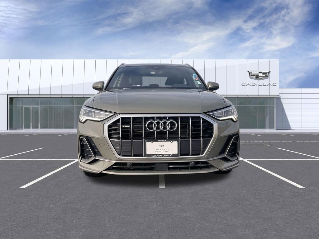 Used 2025 Audi Q3 2.0T Premium image 3