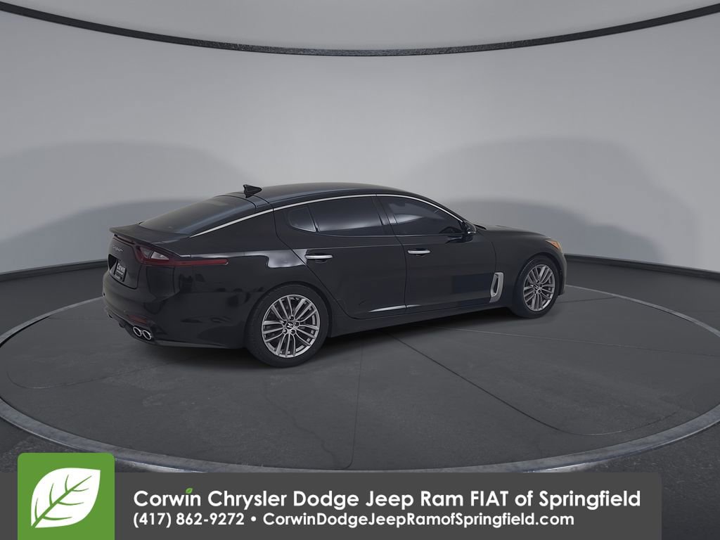 Used 2018 Kia Stinger image 17