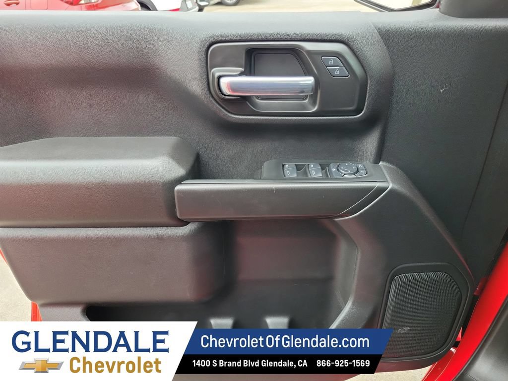Certified 2025 Chevrolet Silverado 1500 Custom Trail Boss w/ LPO, Dark Essentials Package AWD/4WD image 34