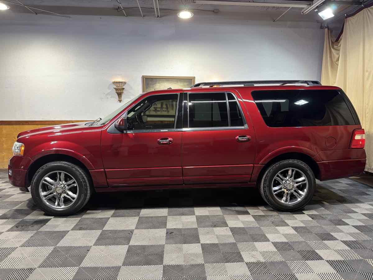 Used 2017 Ford Expedition EL Limited w/ Equipment Group 301A image 2
