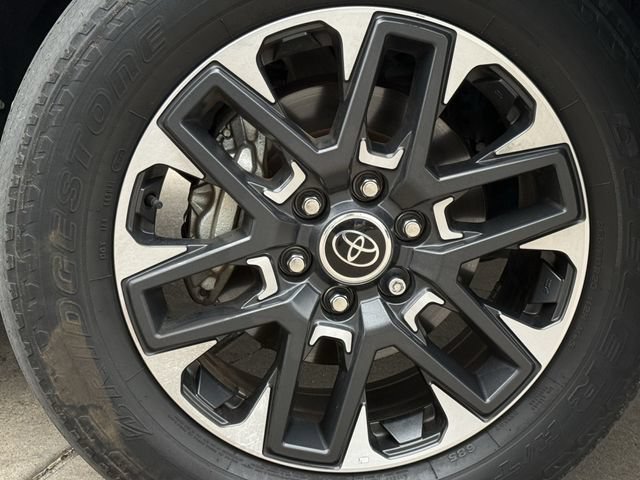 Used 2024 Toyota Tundra Limited w/ Power Package AWD/4WD image 11