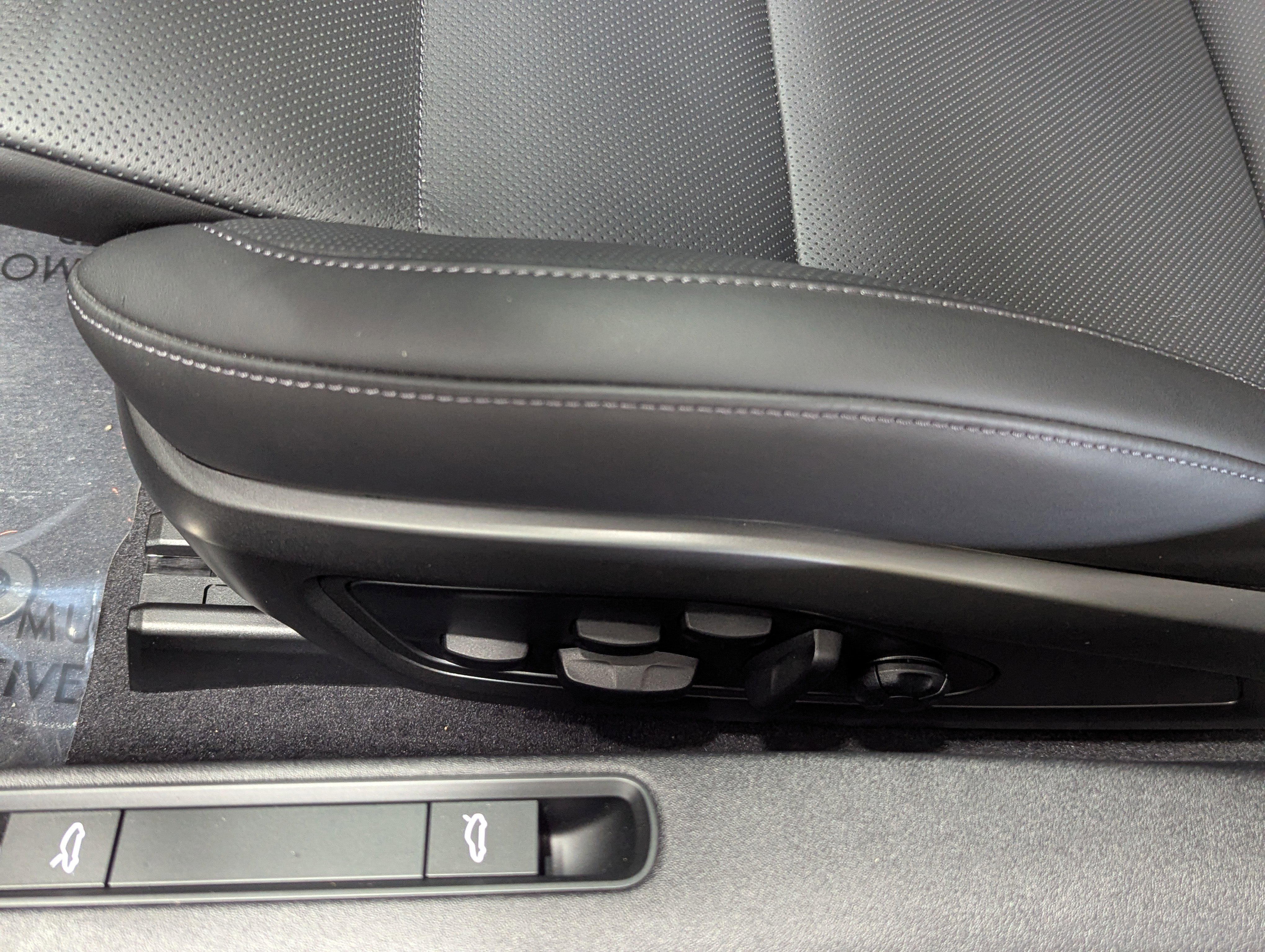 Certified 2025 Porsche 911 Carrera S image 24