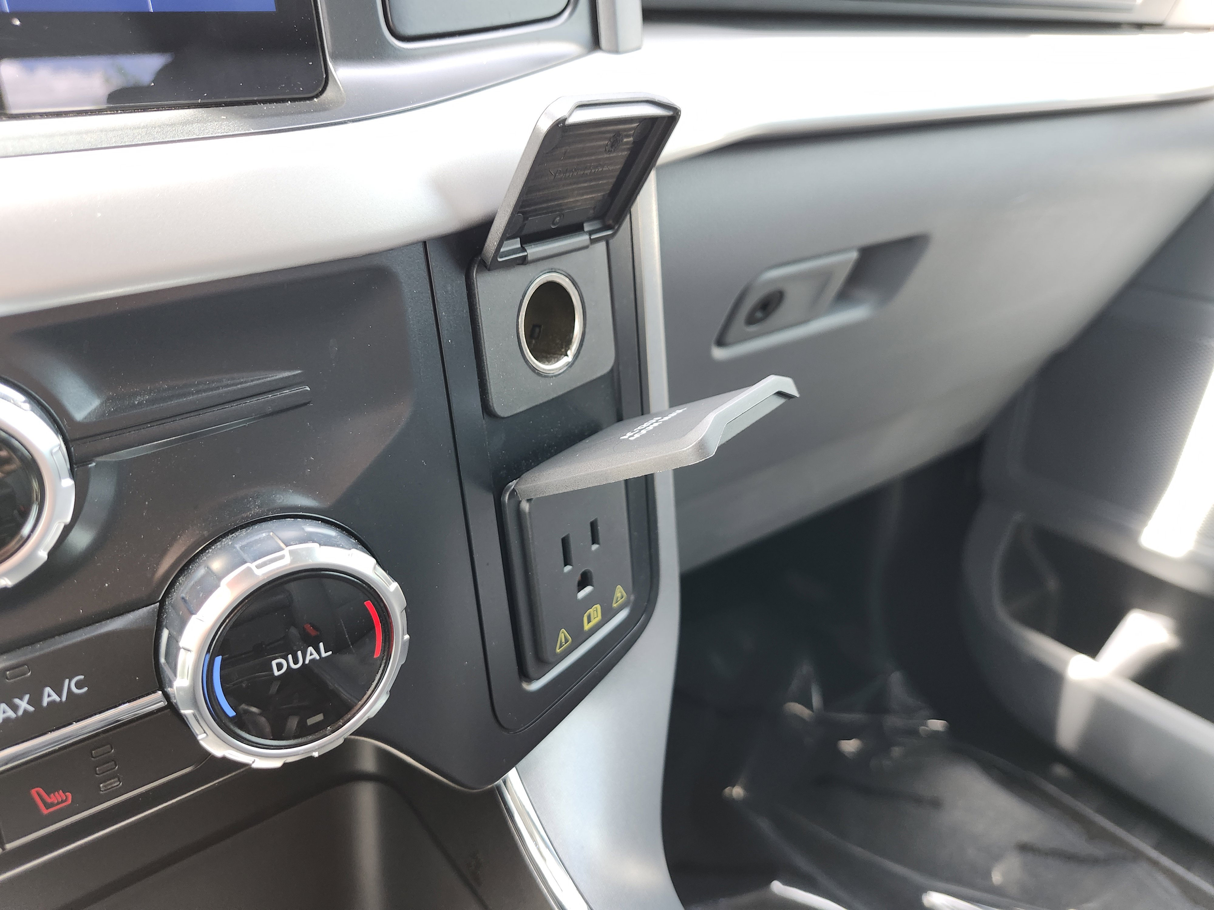 Used 2022 Ford F150 XLT w/ Equipment Group 302A High image 10