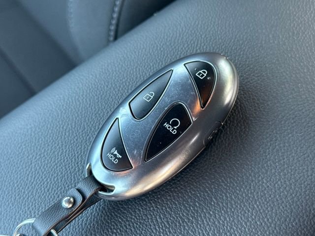 Used 2025 Hyundai Elantra Sport image 34