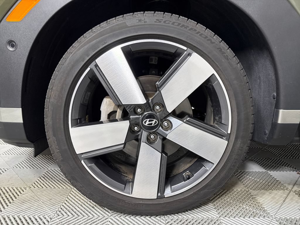 Used 2024 Hyundai Santa Fe Limited AWD/4WD image 24