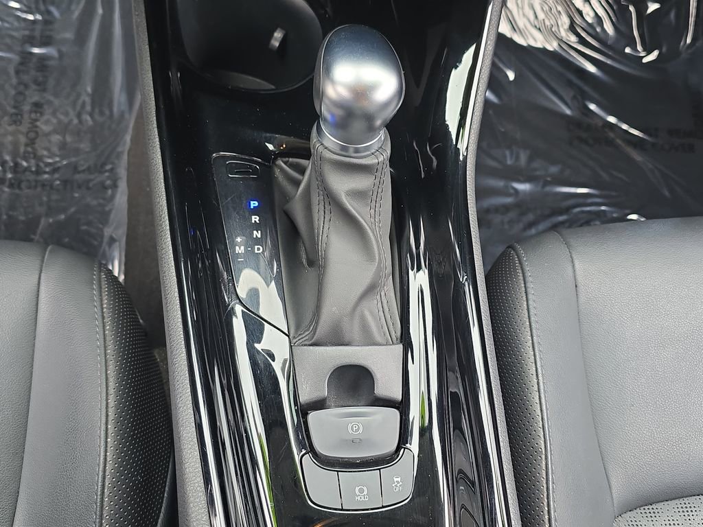 Used 2022 Toyota C-HR Limited FWD image 26