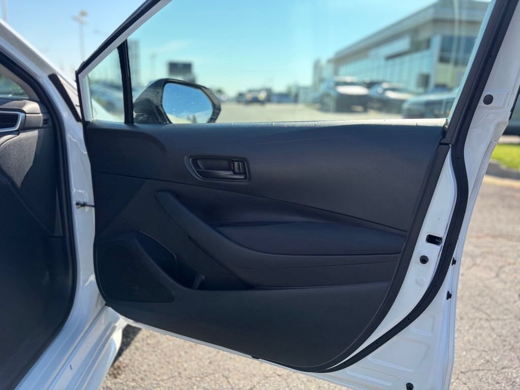 Used 2024 Toyota Corolla LE FWD image 14