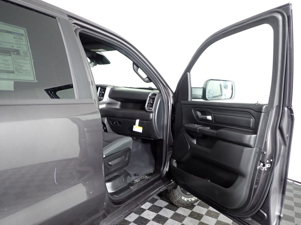 New 2026 RAM 1500 Warlock AWD/4WD image 34