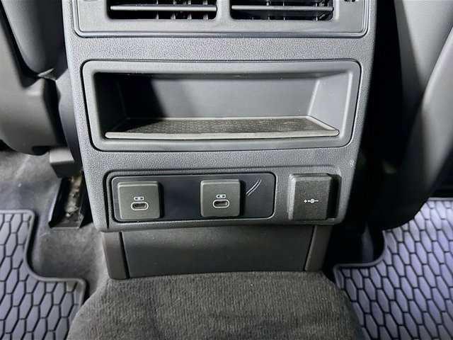 Used 2026 Jaguar F-PACE R-Dynamic S image 28