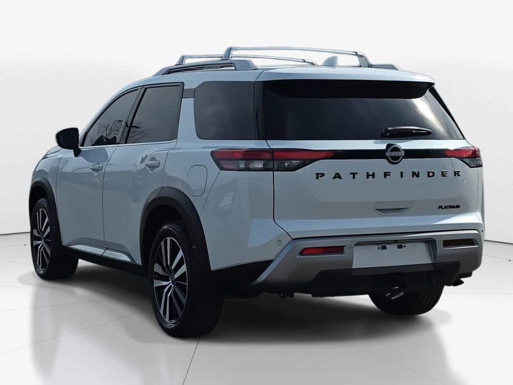 Used 2024 Nissan Pathfinder Platinum w/ Black Appearance Package image 7
