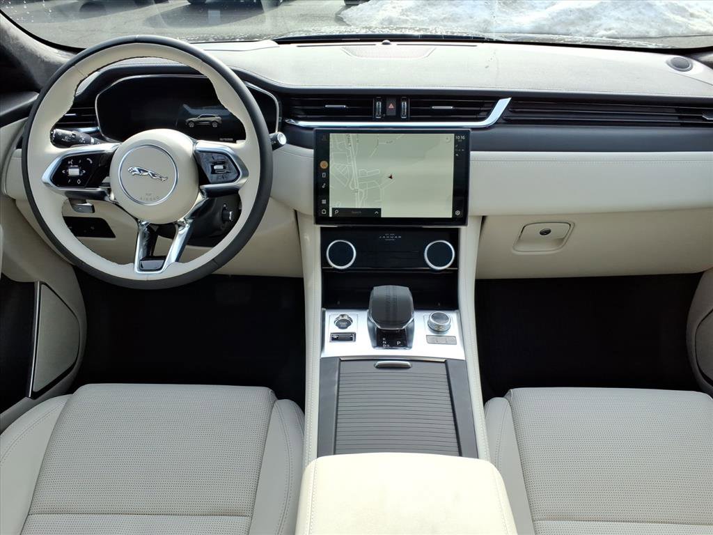 New 2026 Jaguar F-PACE R-Dynamic S image 4