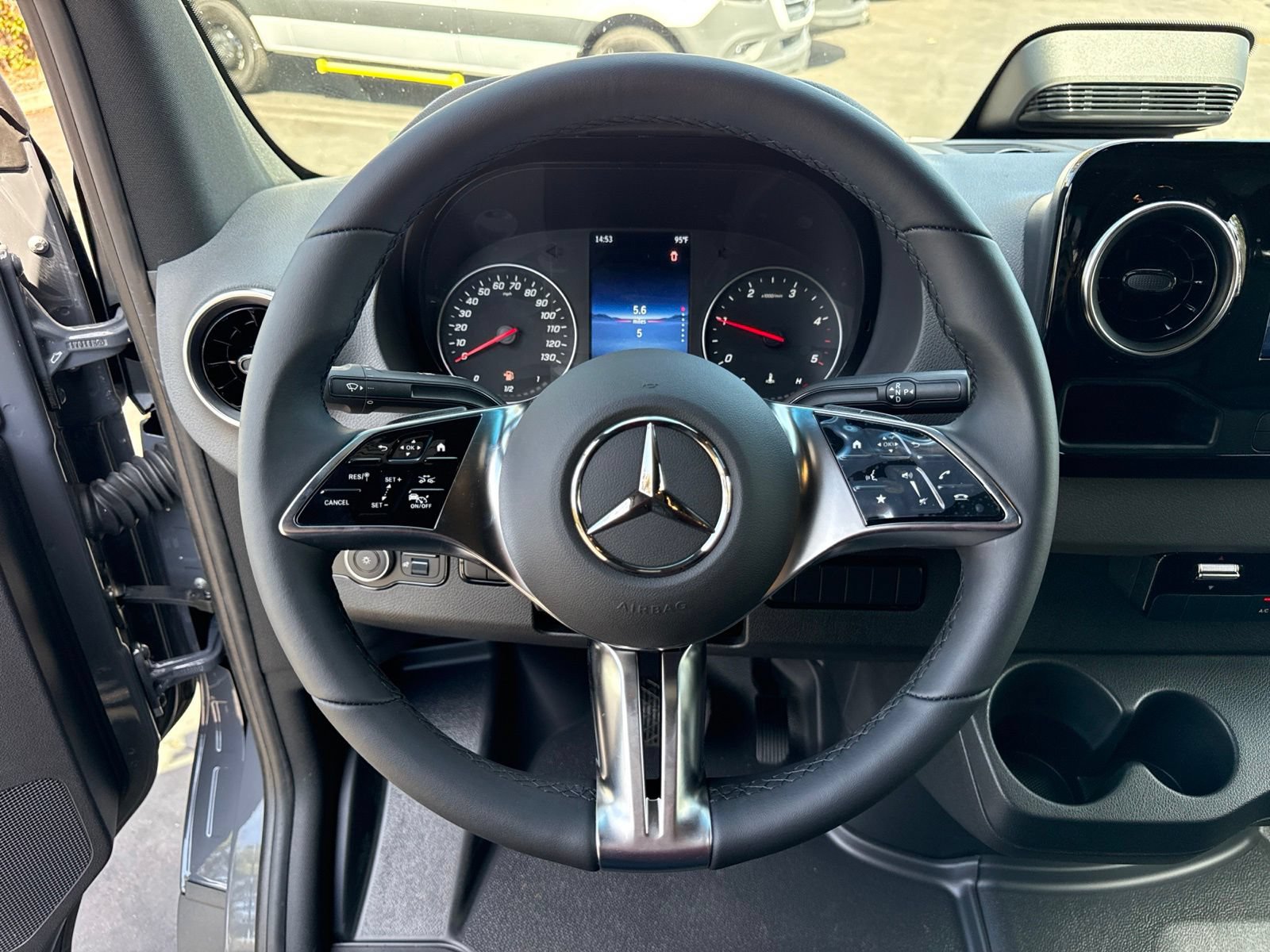 New 2026 Mercedes-Benz Sprinter 2500 image 23
