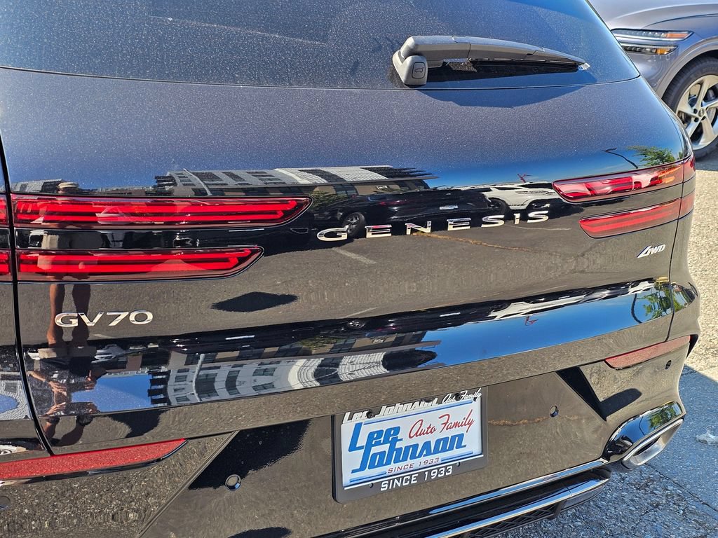 New 2026 Genesis GV70 2.5T Sport Prestige AWD/4WD image 25