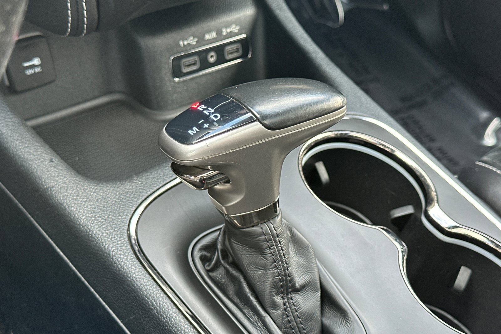 Used 2018 Dodge Durango SRT w/ SRT Interior Appearance Group image 34