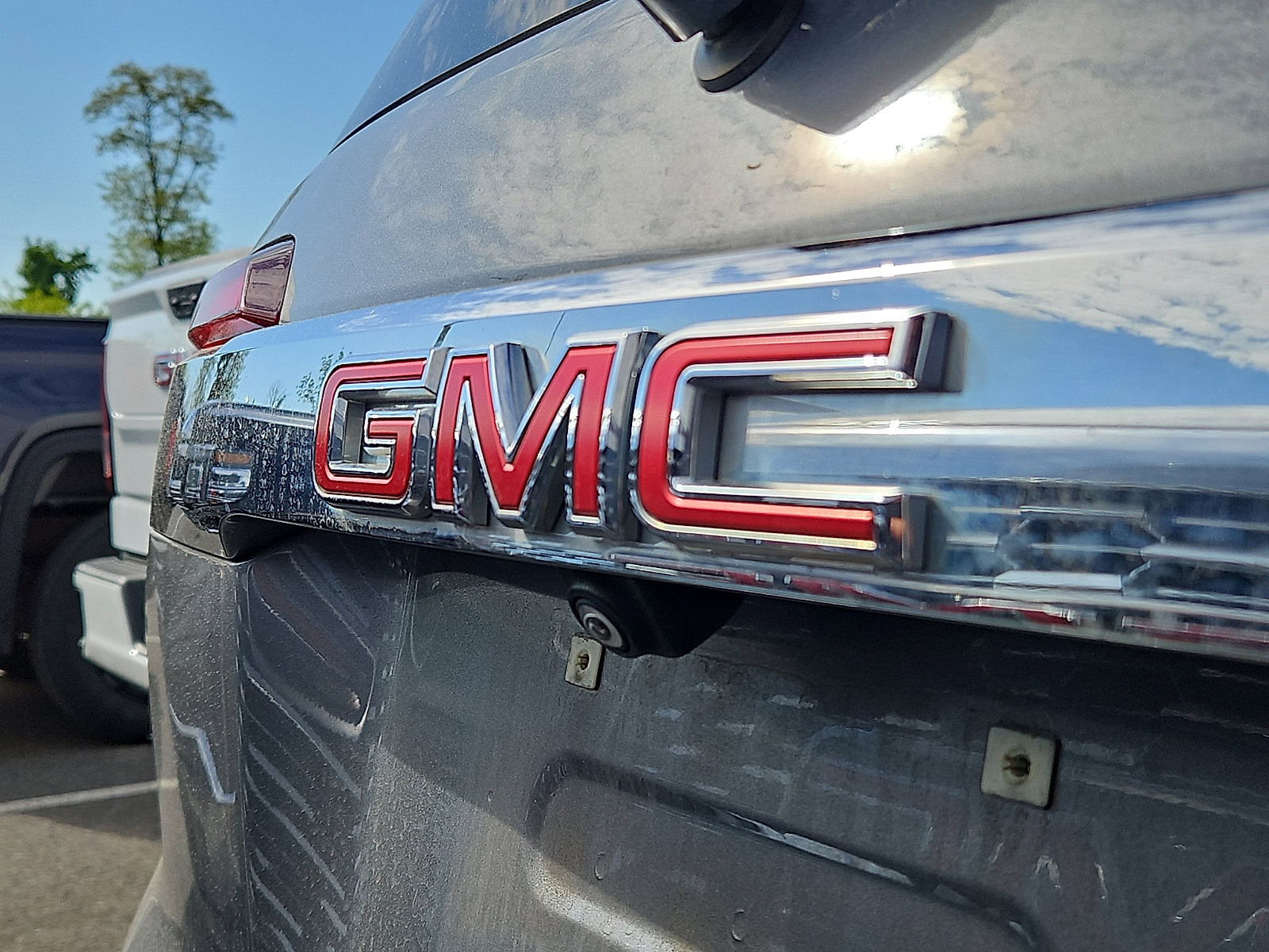 Certified 2021 GMC Acadia SLE w/ Driver Convenience Package AWD/4WD image 9