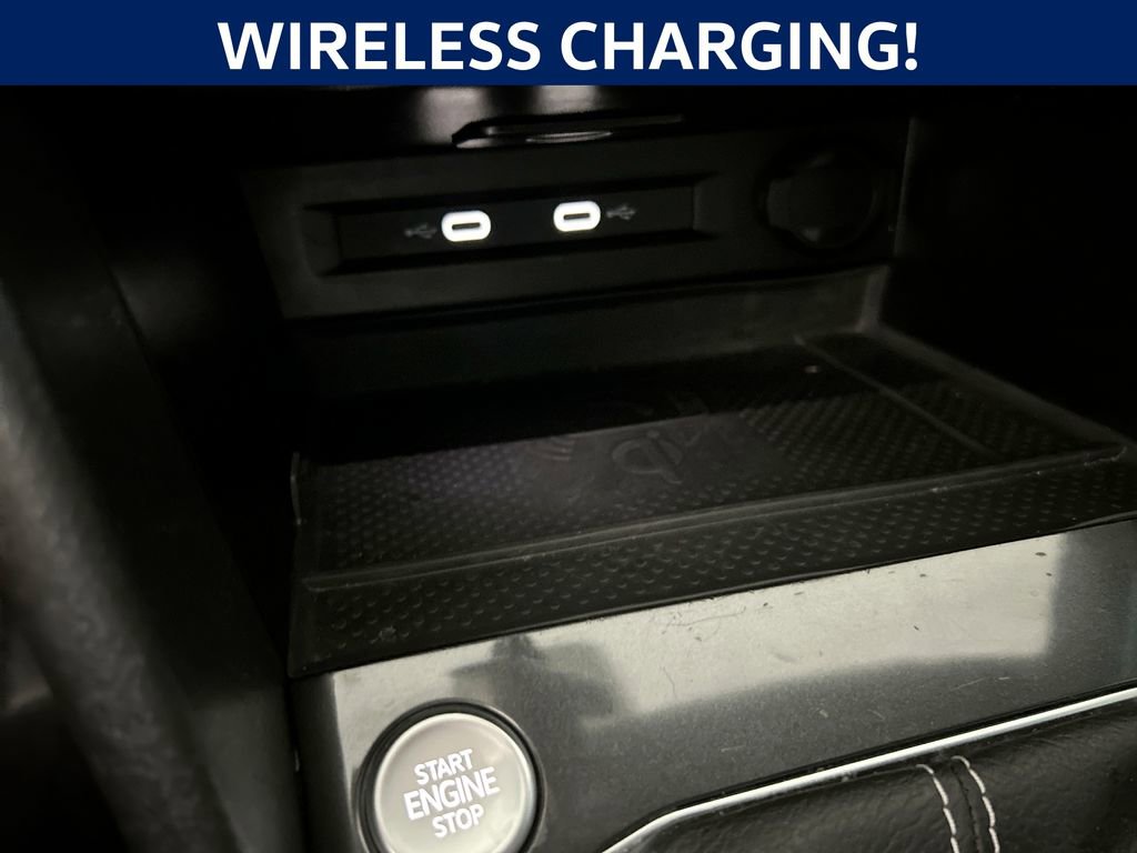 Certified 2024 Volkswagen Tiguan SE R-Line image 33